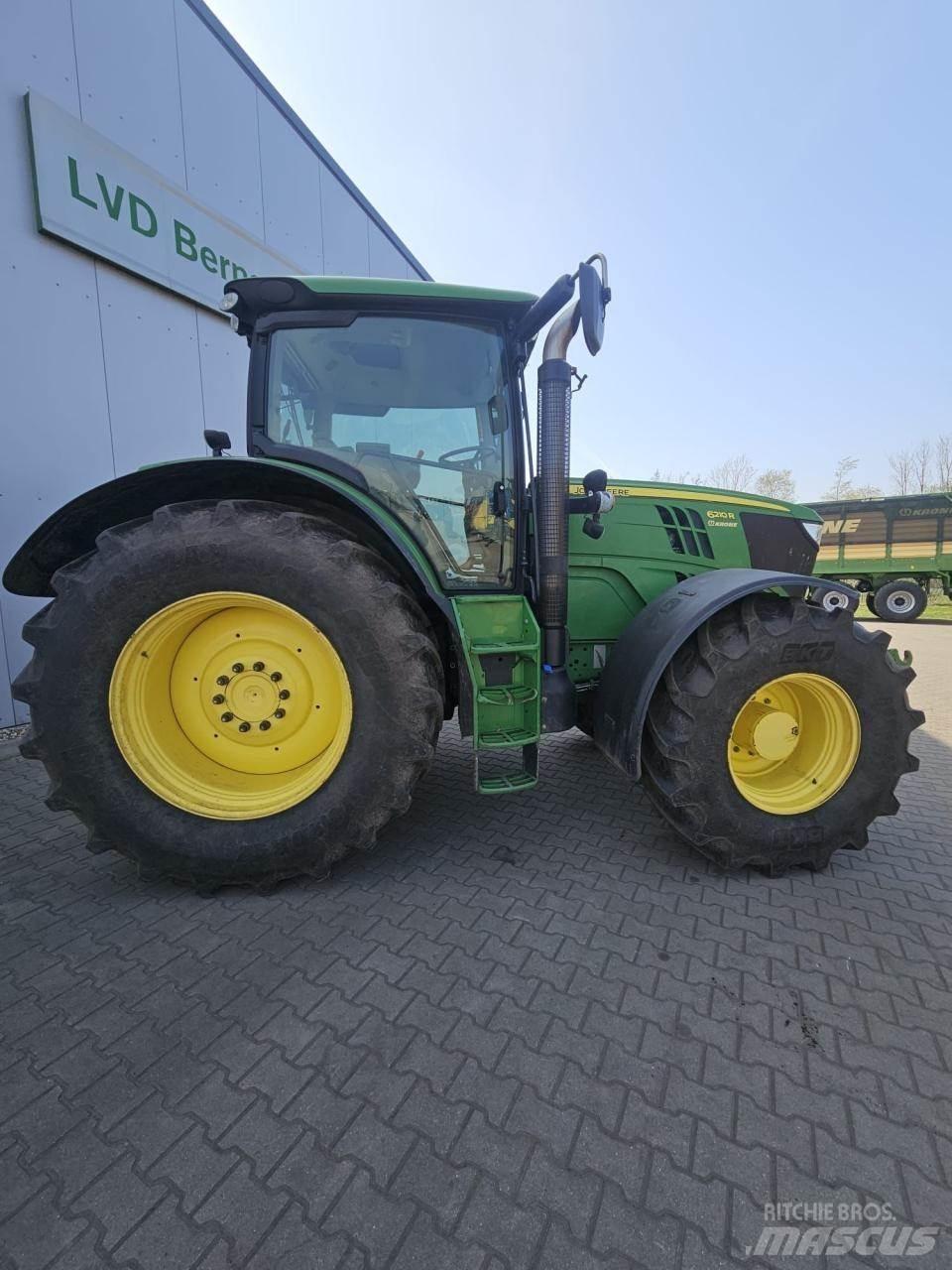 John Deere 6210R Traktörler