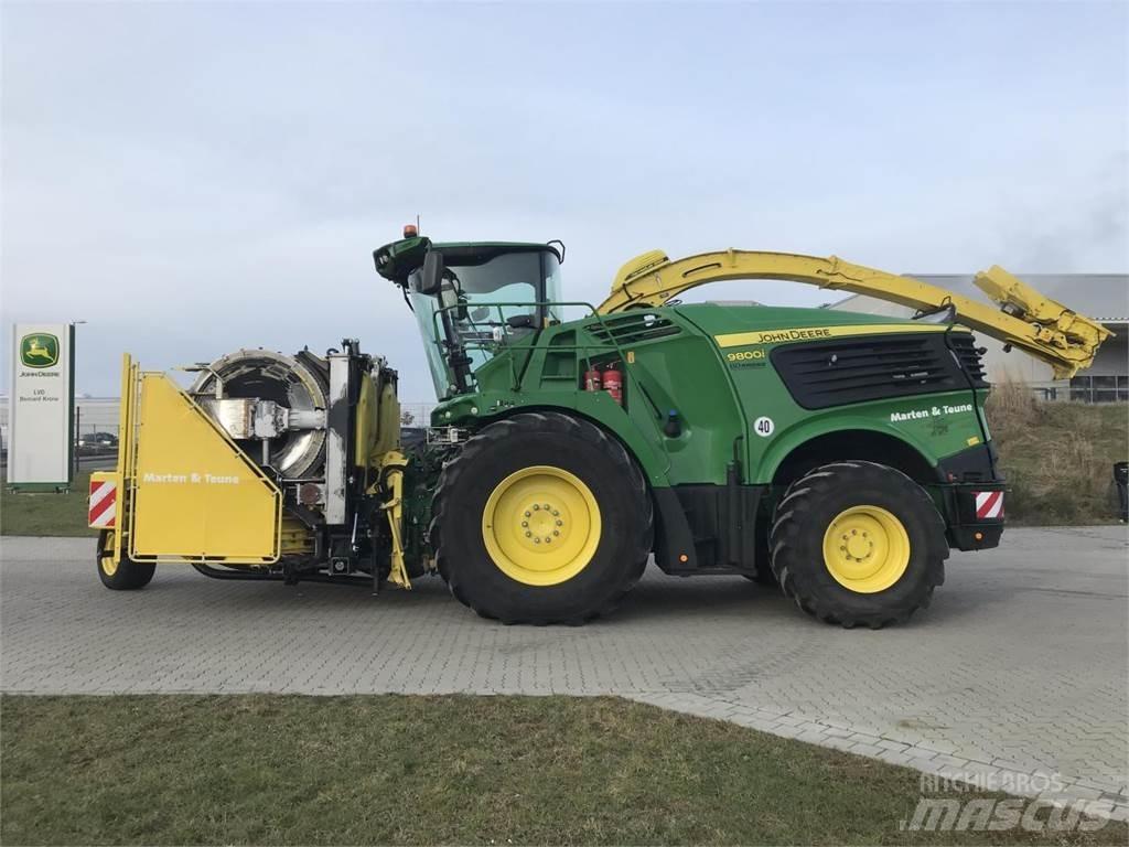 John Deere 9800 Kendi yürür silaj makinalari