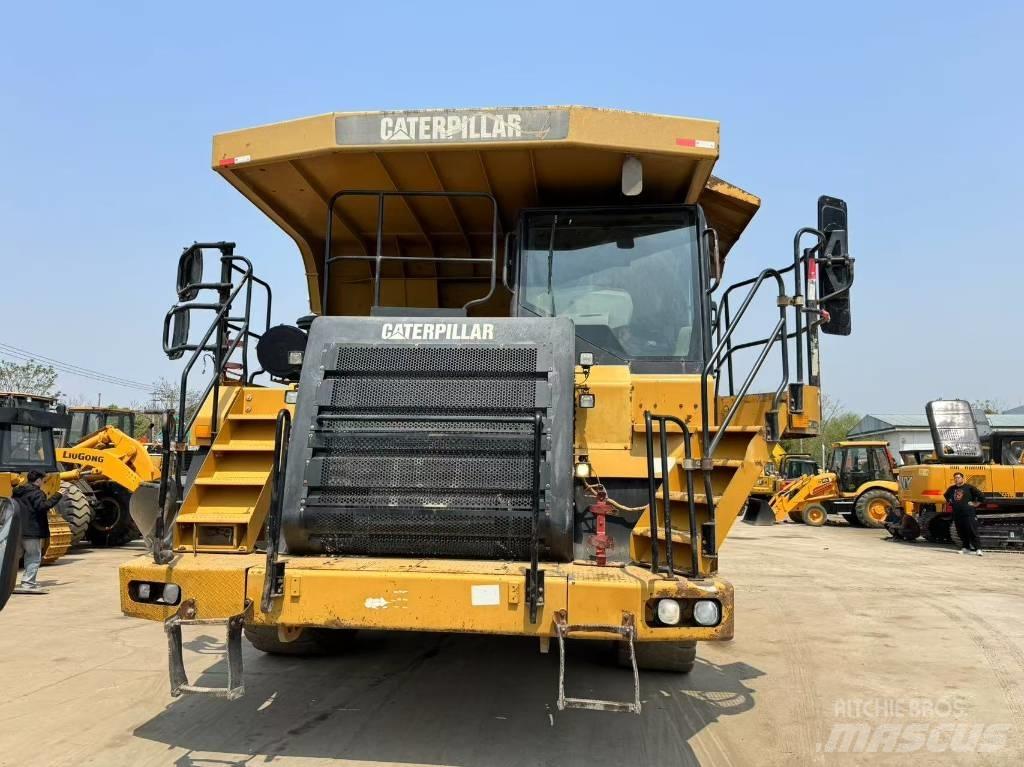 CAT 773 F Yol disi kaya kamyonu