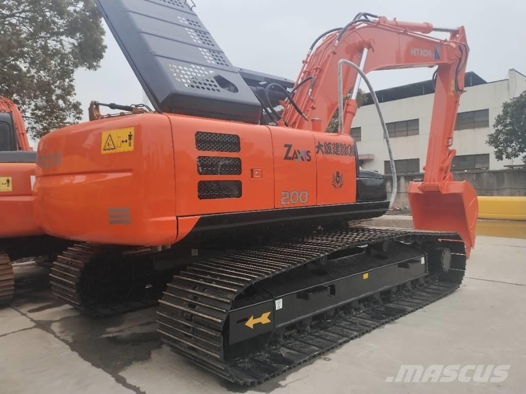 Hitachi ZX 200 Paletli ekskavatörler