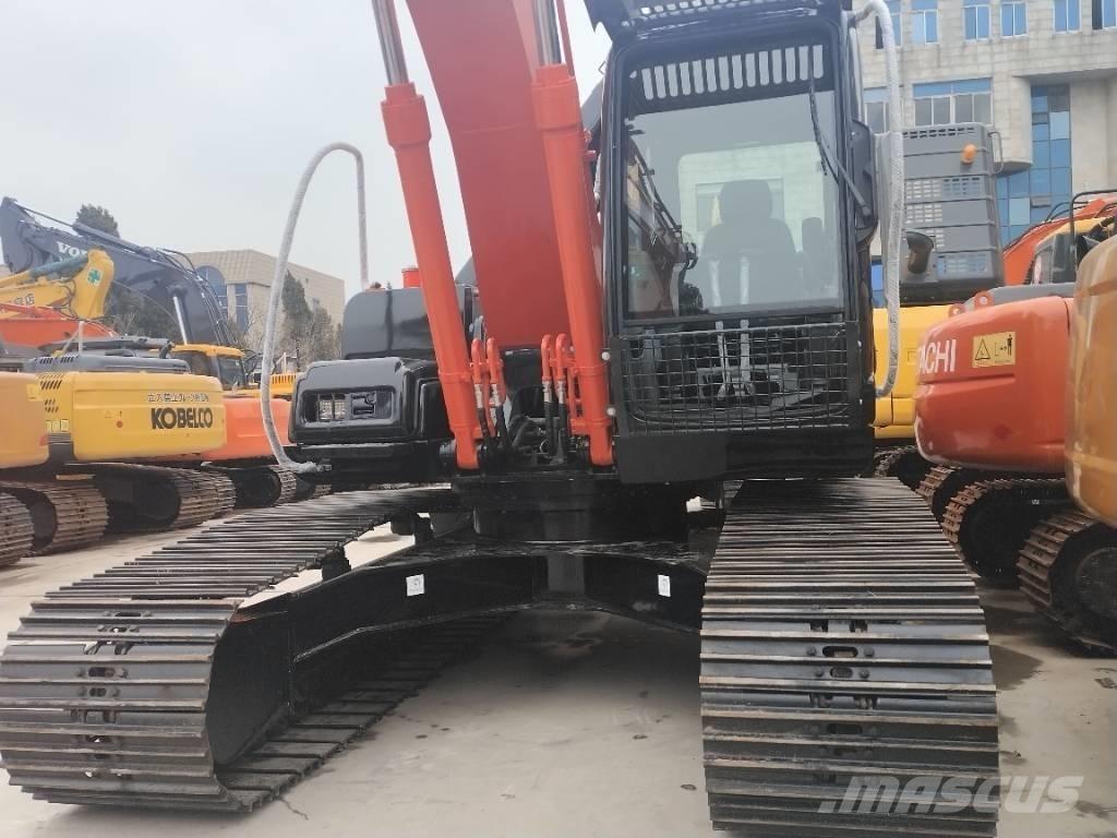 Hitachi ZX 200 Paletli ekskavatörler