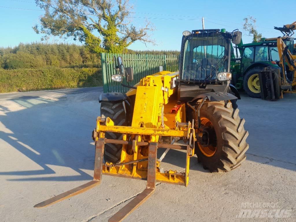 JCB 531-70 Tarimsal teleskopik yükleyiciler