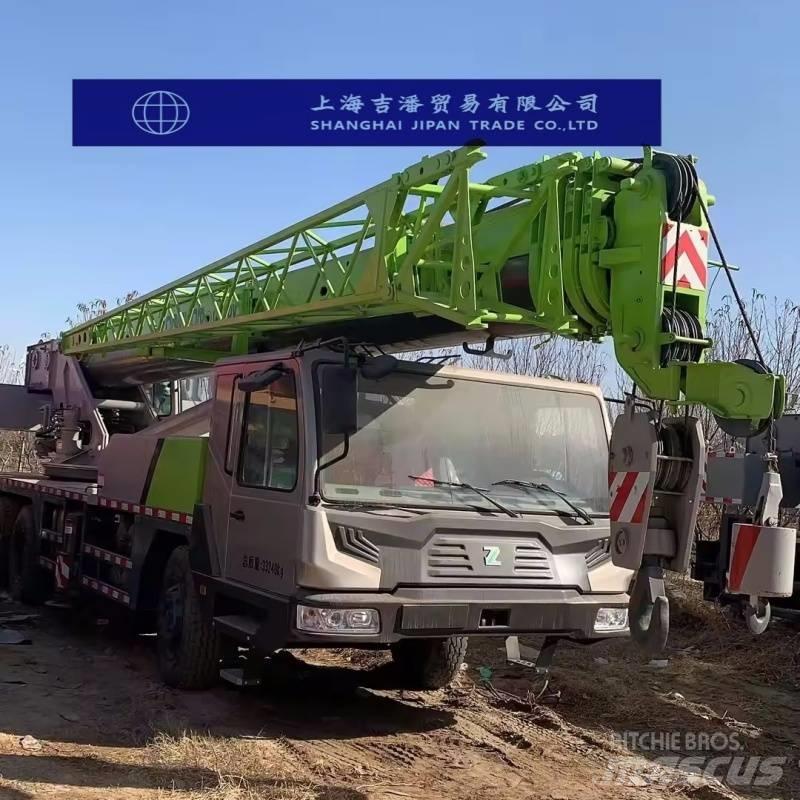 Zoomlion QY 30 V Yol-Arazi Tipi Vinçler (AT)