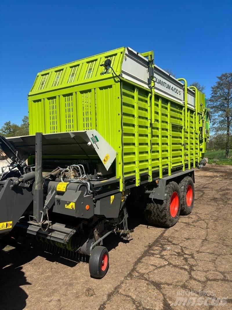 CLAAS Quantum 4700 Kendi yükler römorklar