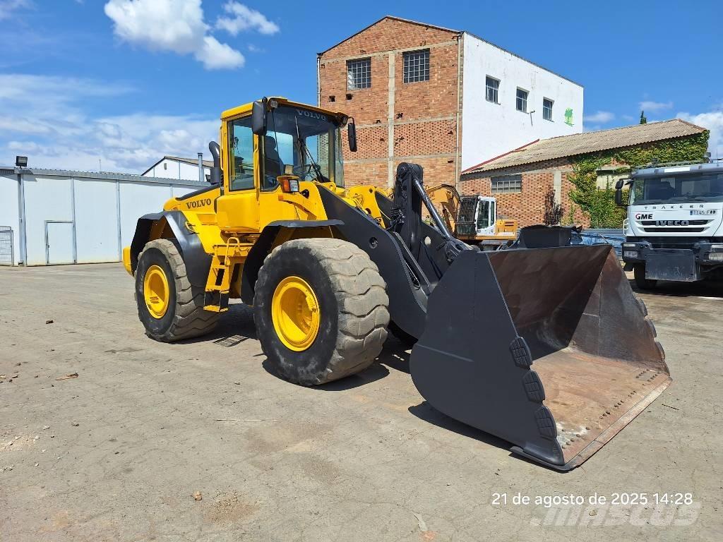 Volvo L 120 E Tekerlekli yükleyiciler