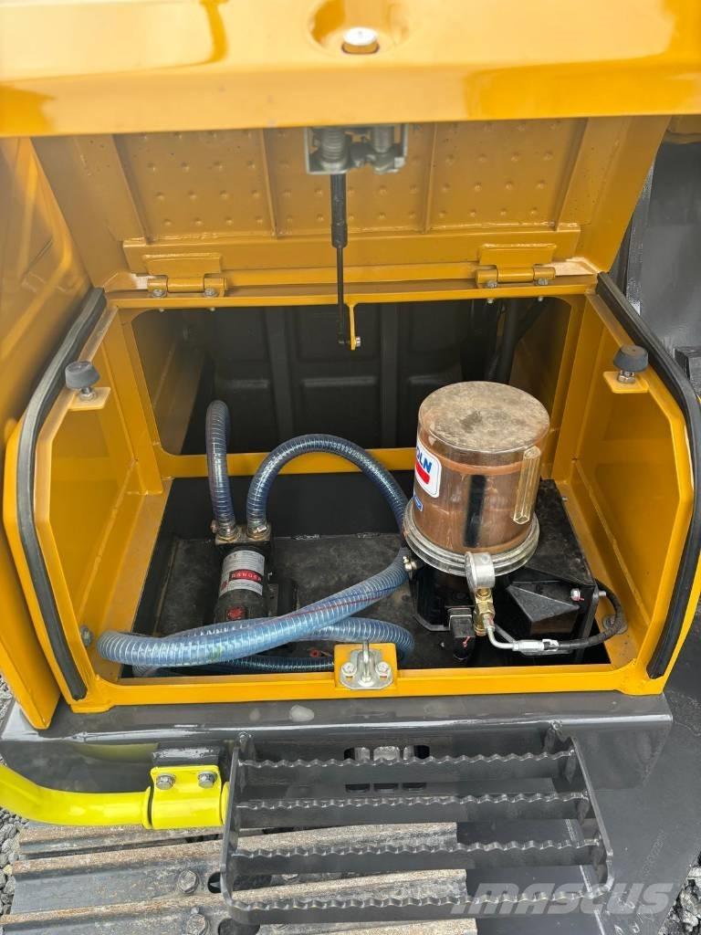 XCMG XE220E Paletli ekskavatörler