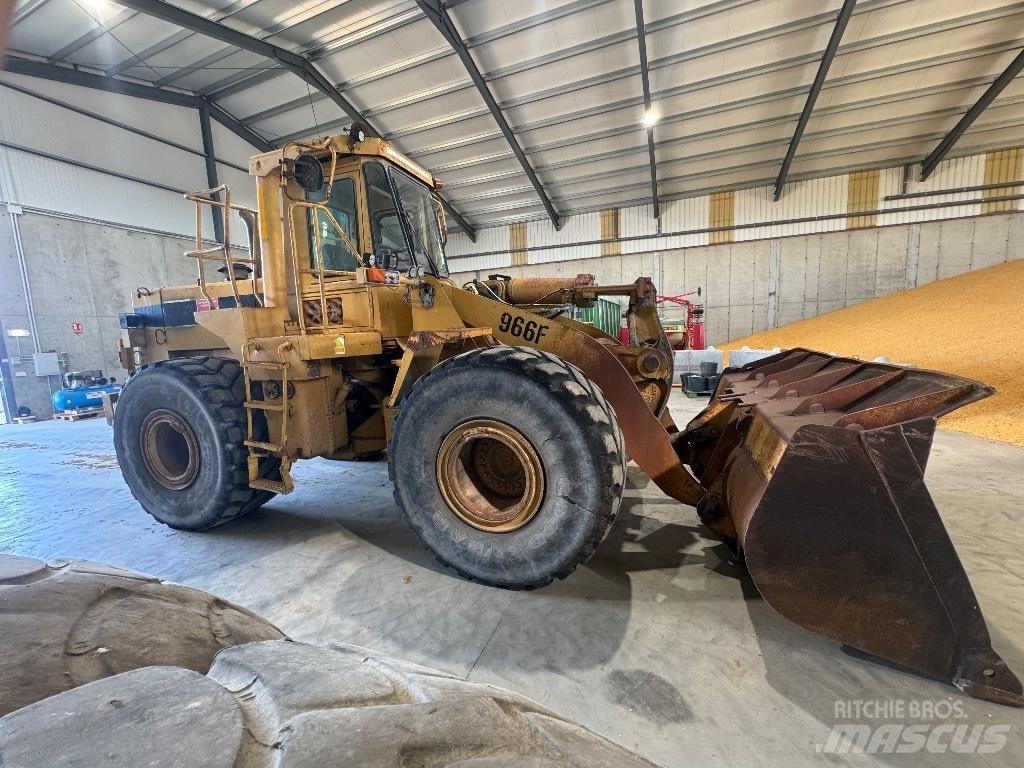 CAT 966 F Tekerlekli yükleyiciler