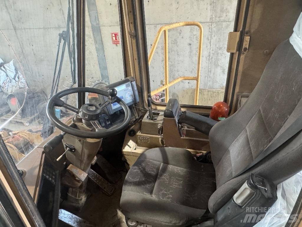 CAT 966 F Tekerlekli yükleyiciler