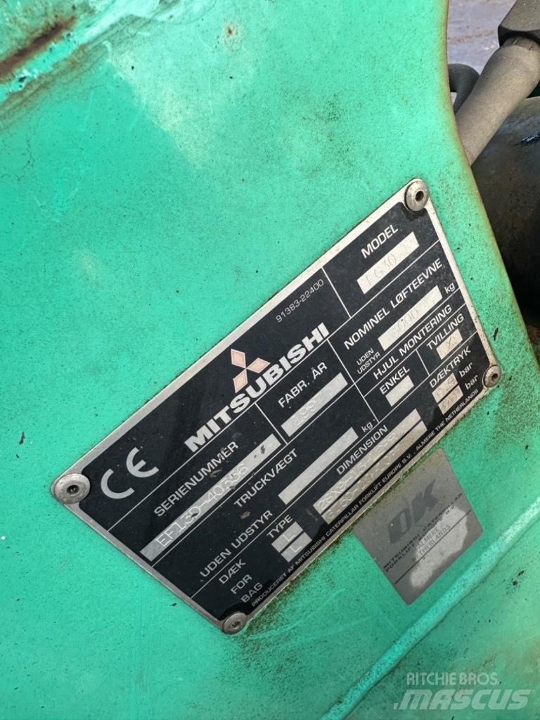 Mitsubishi FG 30 LPG'li forkliftler