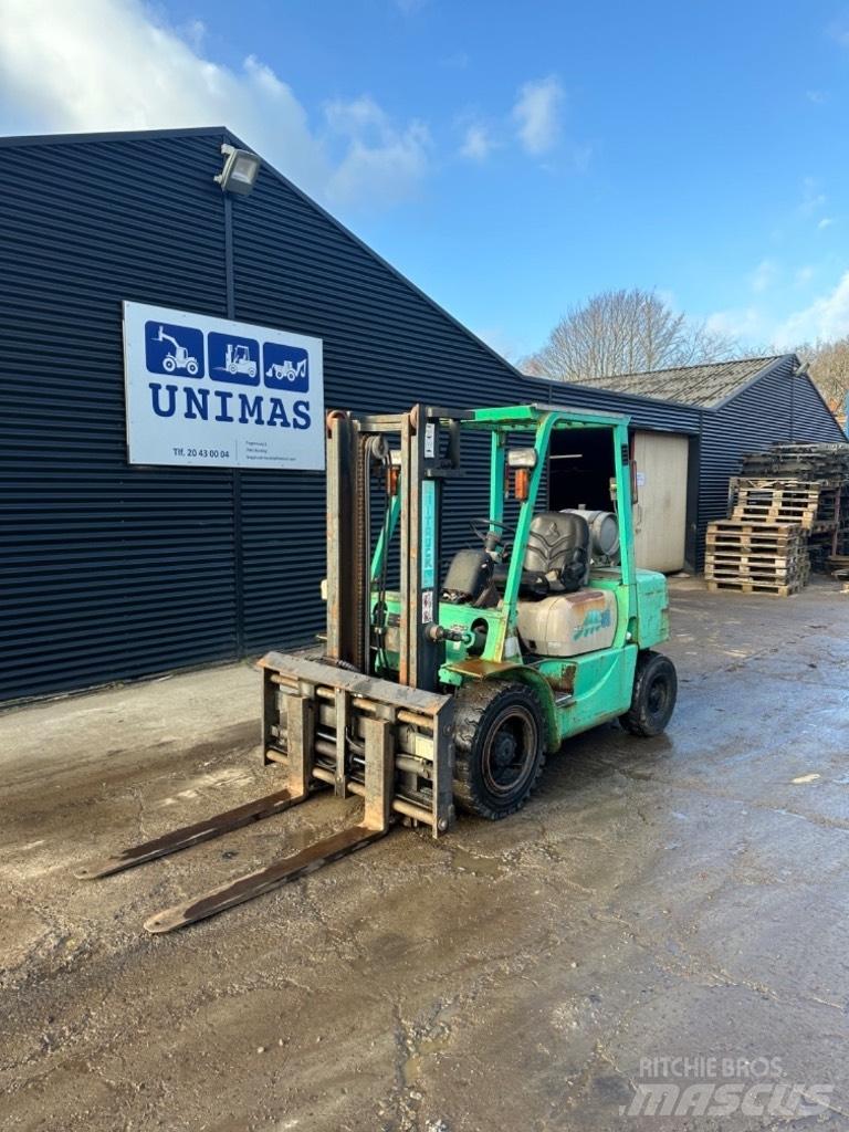 Mitsubishi FG 30 LPG'li forkliftler