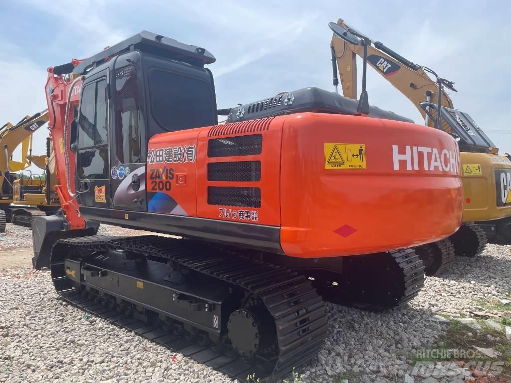 Hitachi ZX 200 Paletli ekskavatörler