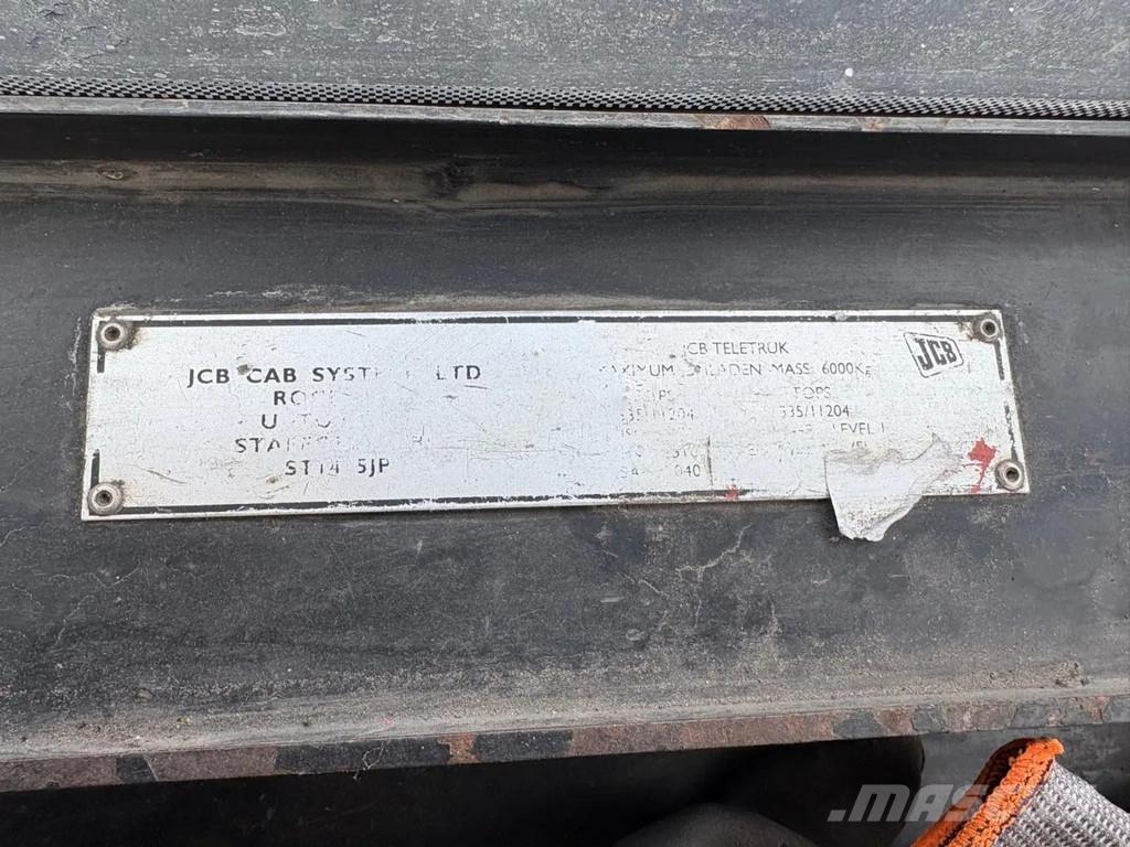 JCB TLT 35D TCR Tarimsal teleskopik yükleyiciler