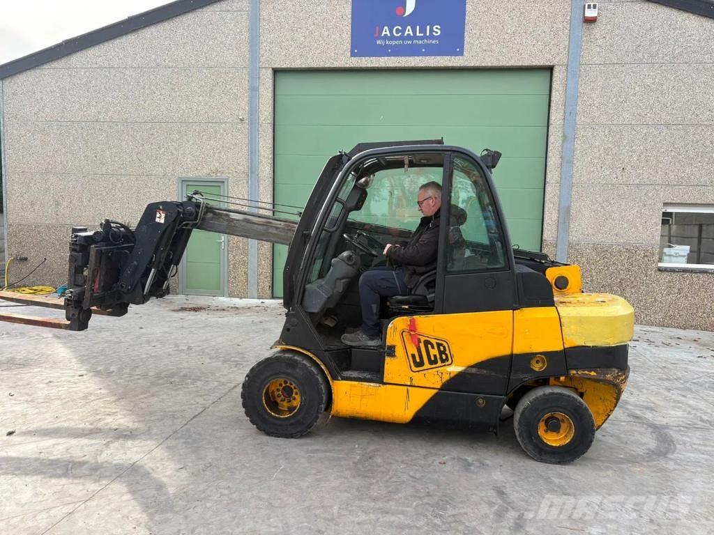 JCB TLT 35D TCR Tarimsal teleskopik yükleyiciler