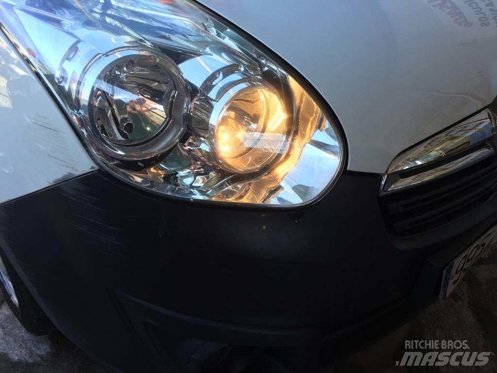 Opel Combo Panel vanlar