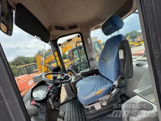Hitachi ZW 180 Tekerlekli yükleyiciler