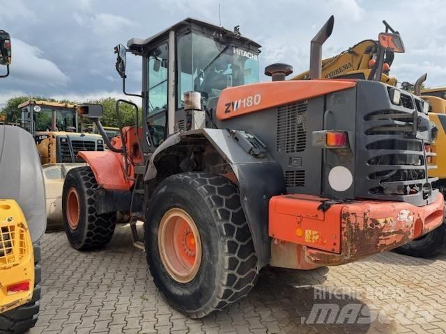 Hitachi ZW 180 Tekerlekli yükleyiciler