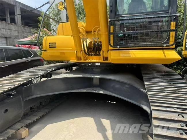 Komatsu PC 220 Paletli ekskavatörler