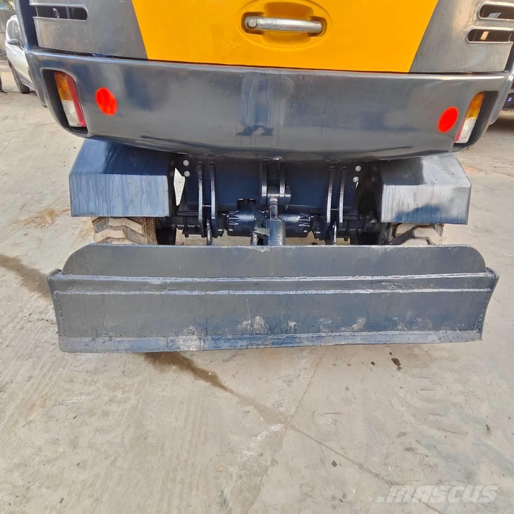 Hyundai R60W Lastik tekerli ekskavatörler