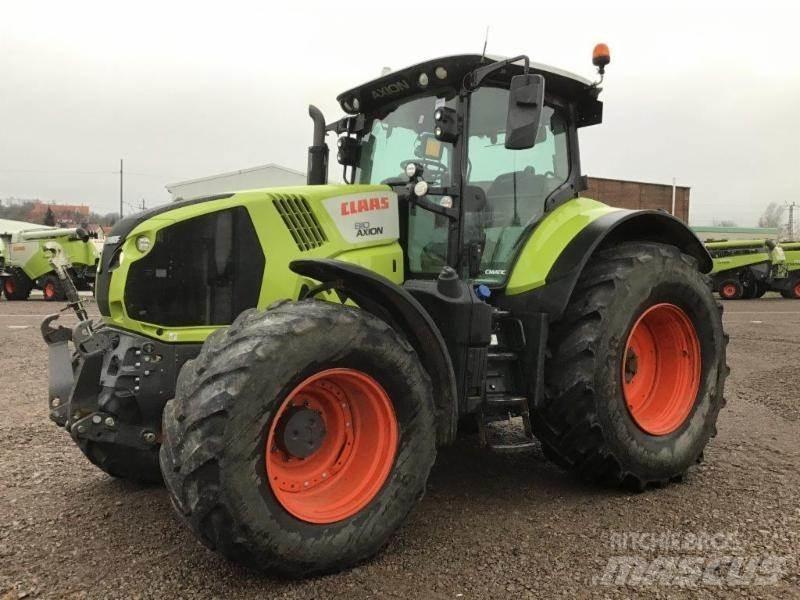 CLAAS AXION 810 Traktörler