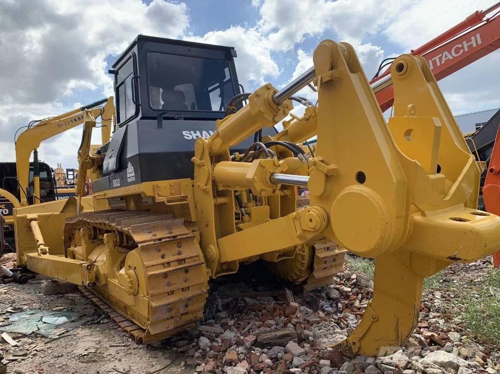 Shantui SD 32 Paletli dozerler