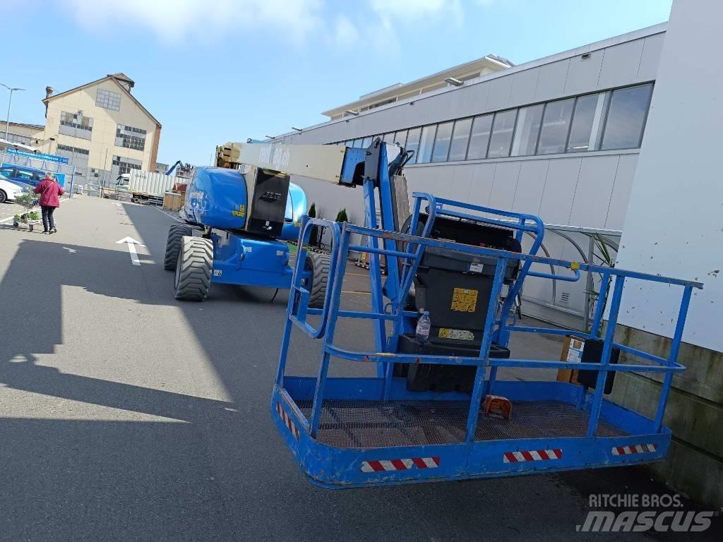 JLG E 800 AJ Teleskopik personel platformları