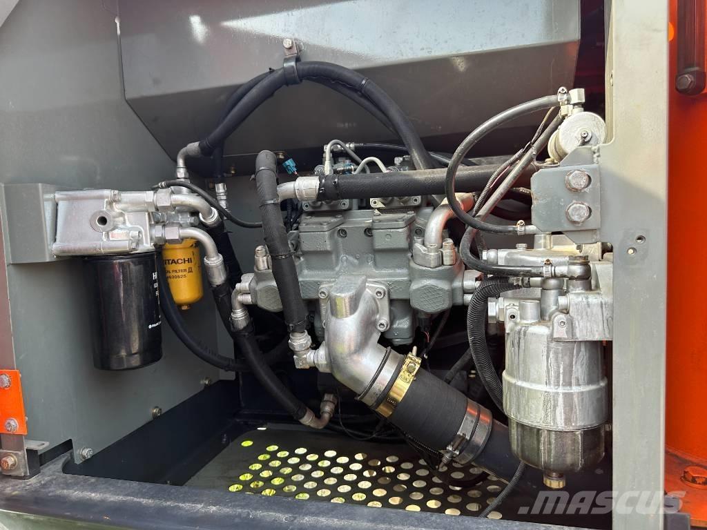 Hitachi ZX200 Paletli ekskavatörler