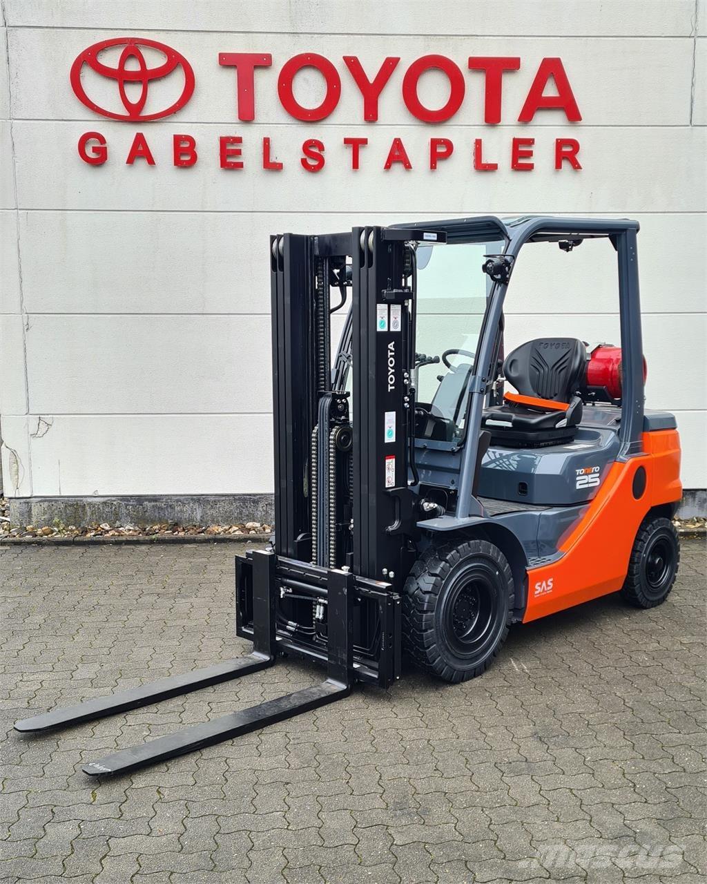 Toyota 02-8FGF25 LPG'li forkliftler