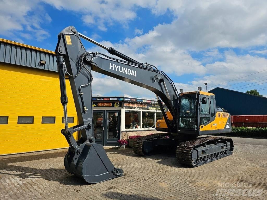 Hyundai R215L Paletli ekskavatörler