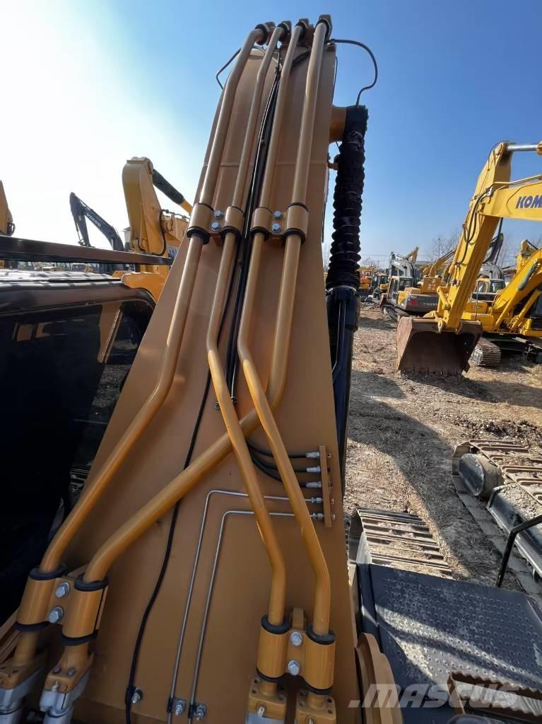 CAT 330 D2 Paletli ekskavatörler