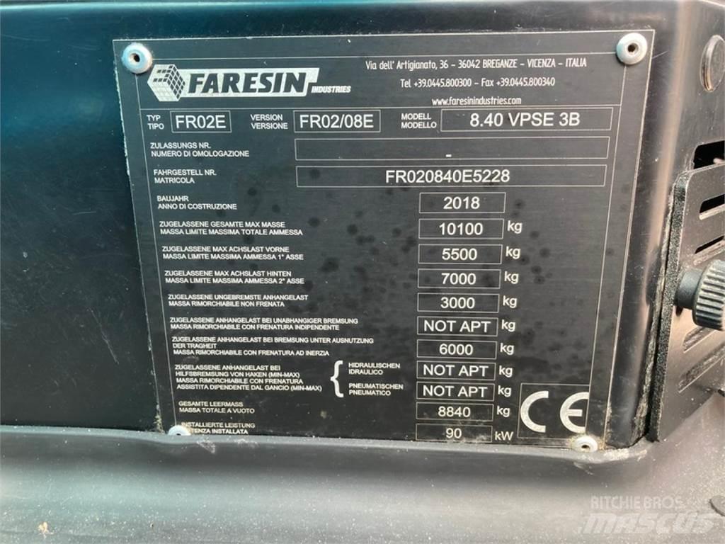 Faresin 840 Tarimsal teleskopik yükleyiciler