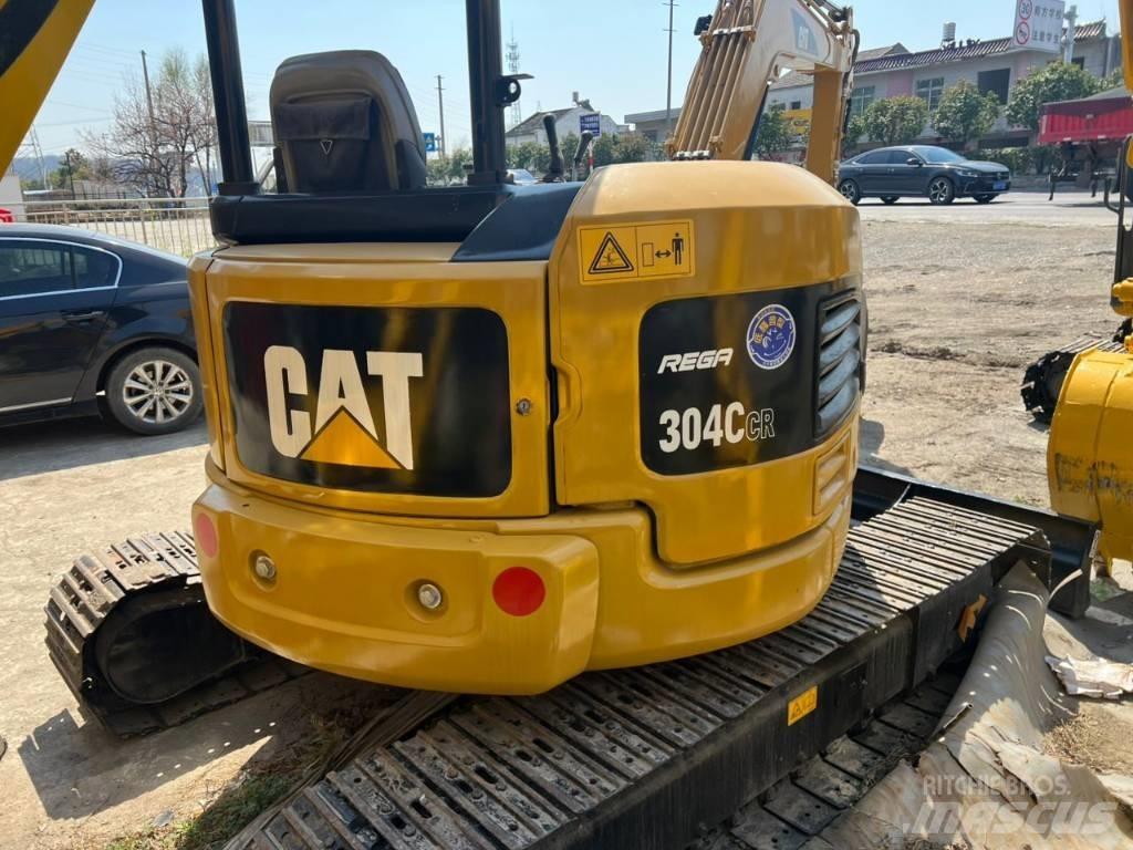 CAT 304 C Paletli ekskavatörler