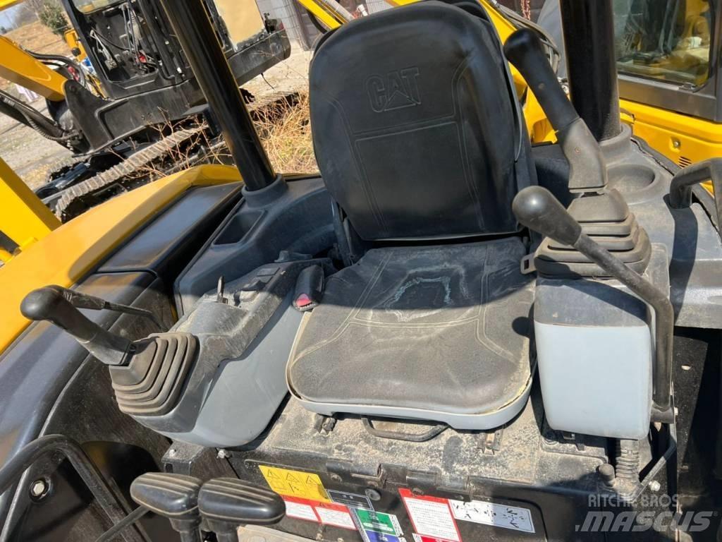 CAT 304 C Paletli ekskavatörler