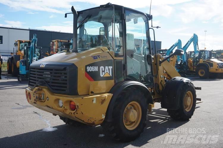 CAT 906M *Uthyres* Tekerlekli yükleyiciler