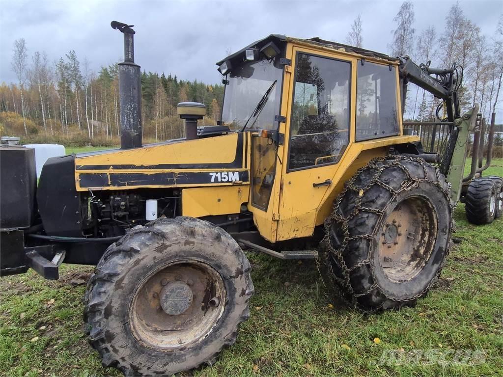 Valtra 715M Traktörler