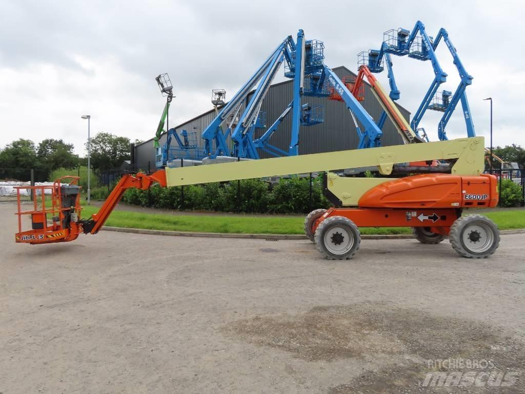 JLG E 600 JP Teleskopik personel platformları