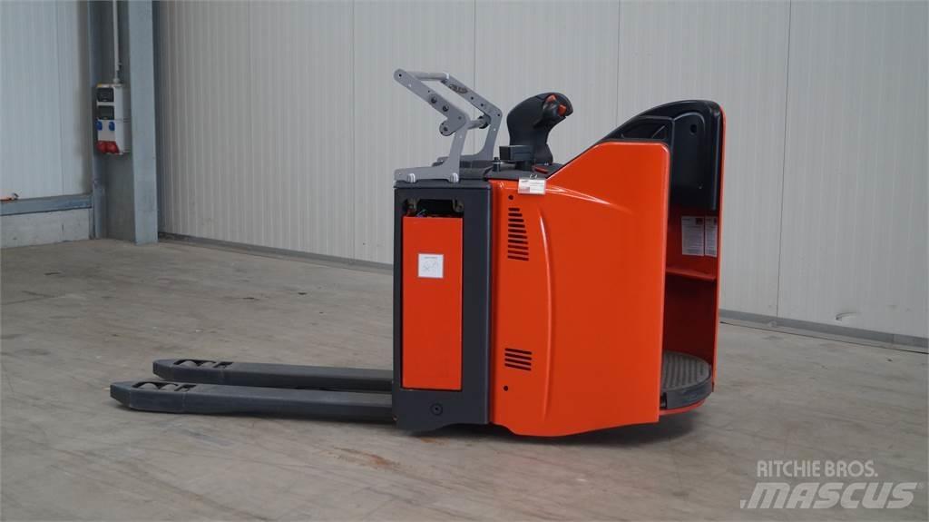 Linde T20SP kurz Düsük seviye kaldirici