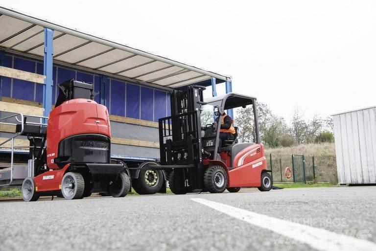 Manitou 100 VJR Teleskopik yükleyiciler