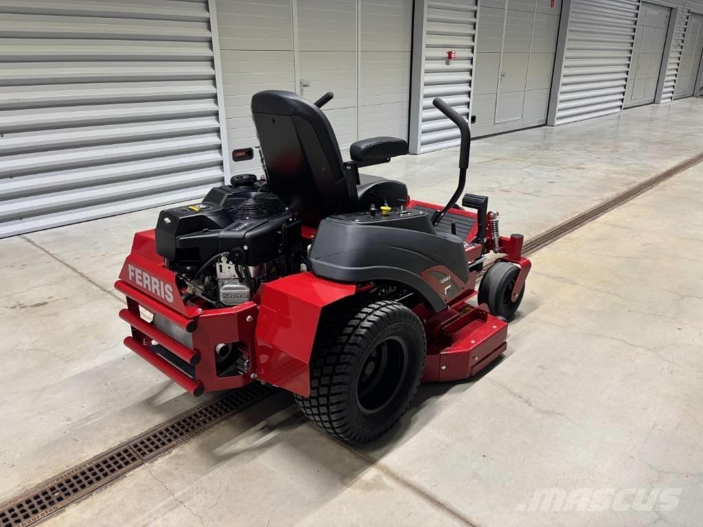 Ferris 400s Sıfır dönüşlü çim biçme makineleri