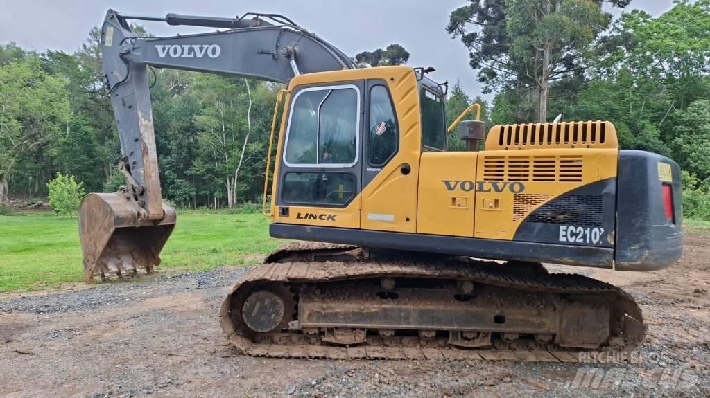 Volvo EC210B Paletli ekskavatörler