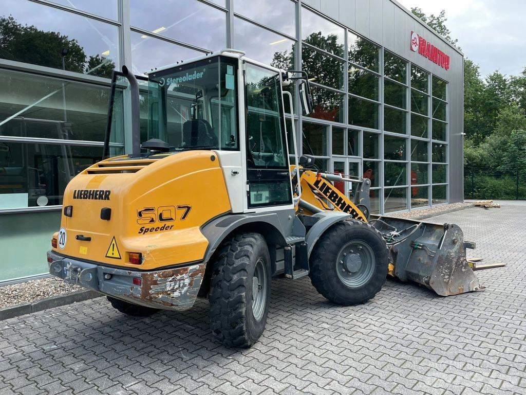 Liebherr L507 Lastik tekerli ekskavatörler