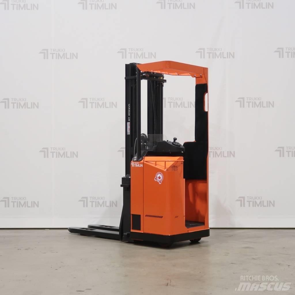 Toyota SSE135 Akülü depo ekipmanları
