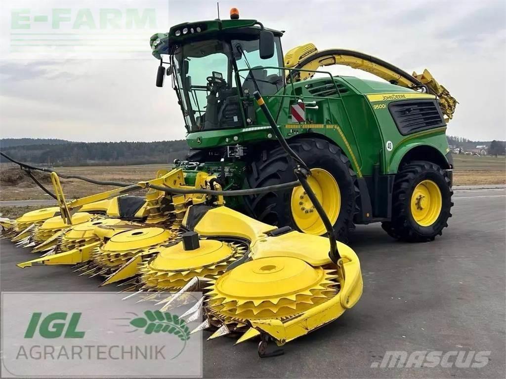 John Deere 9500i Kendi yürür silaj makinalari