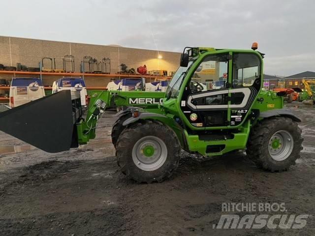 Merlo TF42.7CS Tarimsal teleskopik yükleyiciler