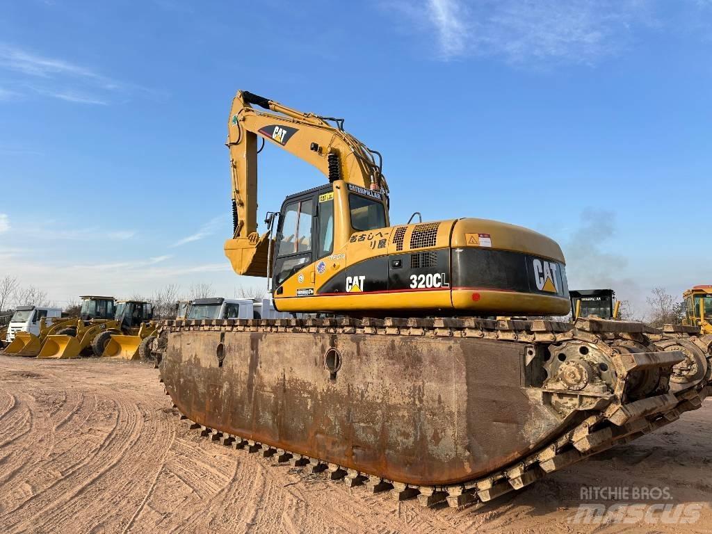 CAT 320 C L Amfibi Ekskavatörler