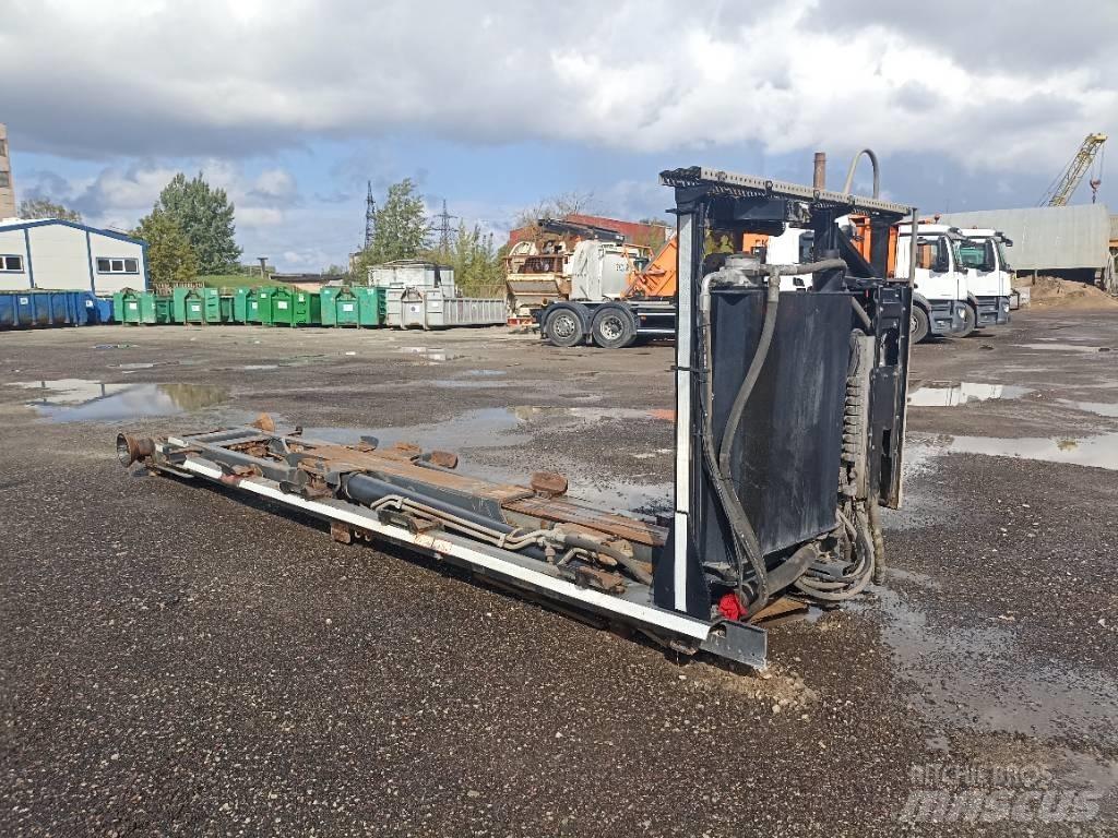 Multilift XR Kancalı liftler