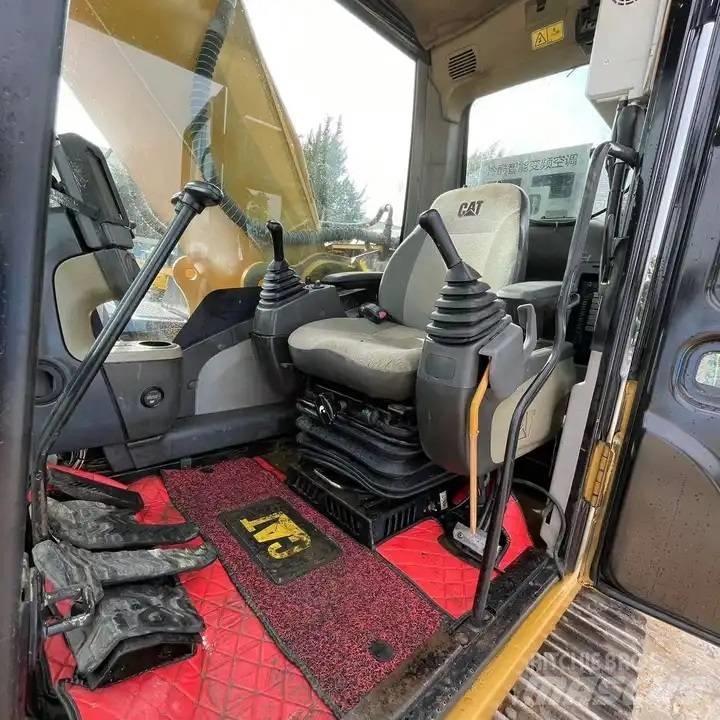 CAT 330D2 Paletli ekskavatörler