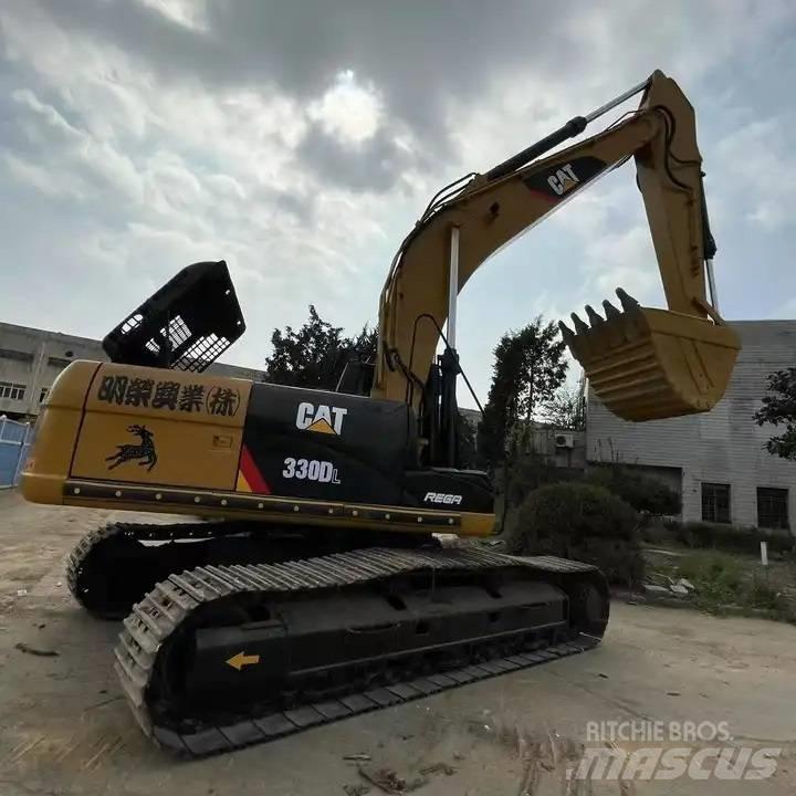 CAT 330D2 Paletli ekskavatörler