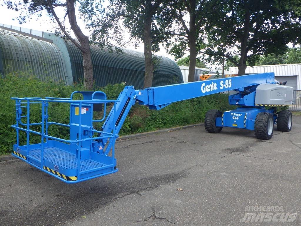 Genie S85 Teleskopik personel platformları