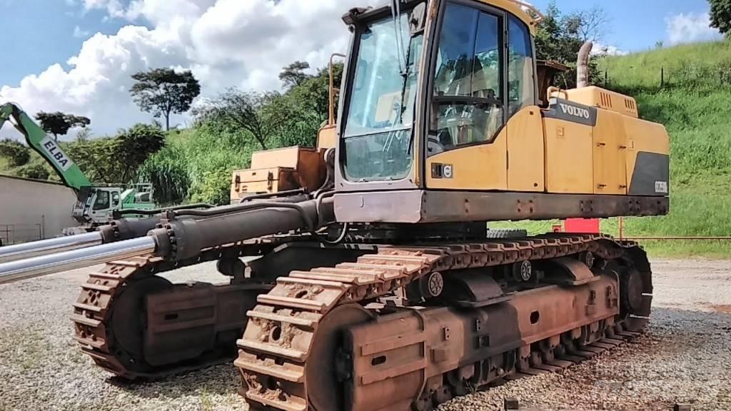 Volvo EC750D Paletli ekskavatörler