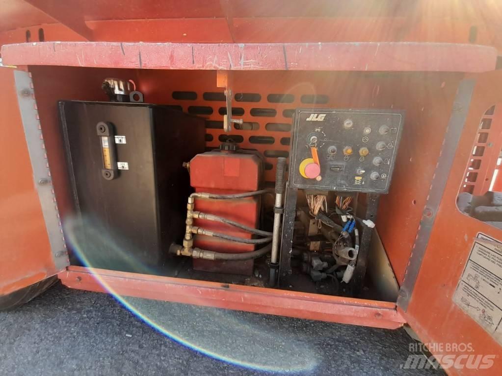 JLG 260 MRT Makasli platformlar